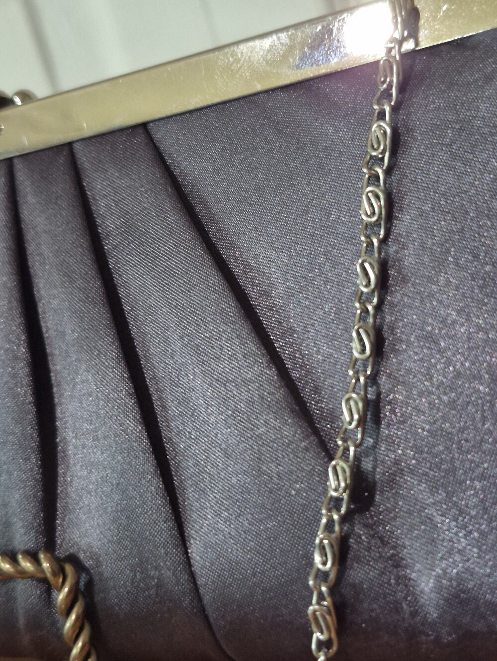 Jessica McClintock silver satin evening bag - Picture 3 of 12